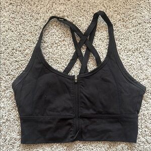 Black Cross-Back Sports Bra